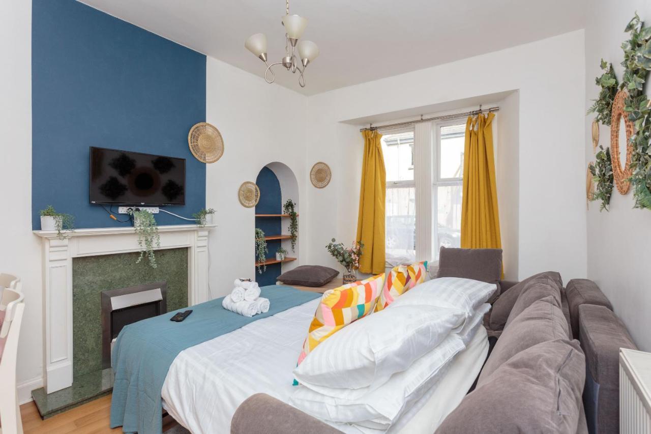 Warm 1Bed Flat Leith Walk Lägenhet Edinburg Exteriör bild