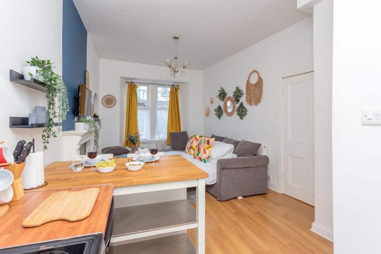 Warm 1Bed Flat Leith Walk Lägenhet Edinburg Exteriör bild